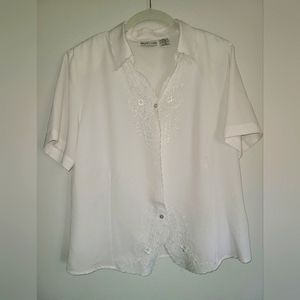 Vintage Apparenza Blouse - White with beautiful stitch design - Sz Large